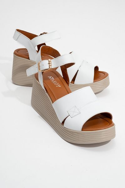 Ataköy Ayakkabı WOMEN'S LEATHER PADDED SOLE SANDALS