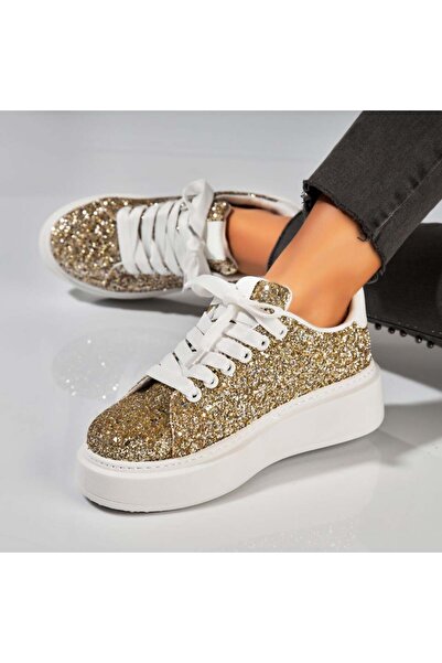 Joana Η Adidas κι εγώ δίνουμε χρυσό από το Glitter Pierra