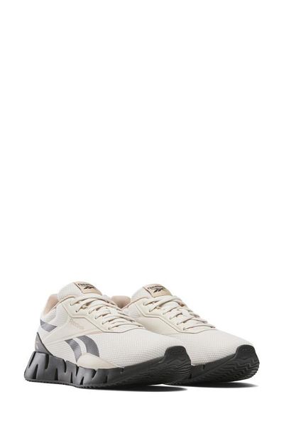 Reebok Ανδρικά παπούτσια για περπάτημα και τρέξιμο Reebok ZIG DYNAMICA STR σε μεγέθη 40-45 Μπεζ Μαύρο