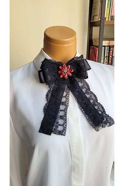LO ADORO Women's Vintage Laced Tie Special Production with Bow and Stone