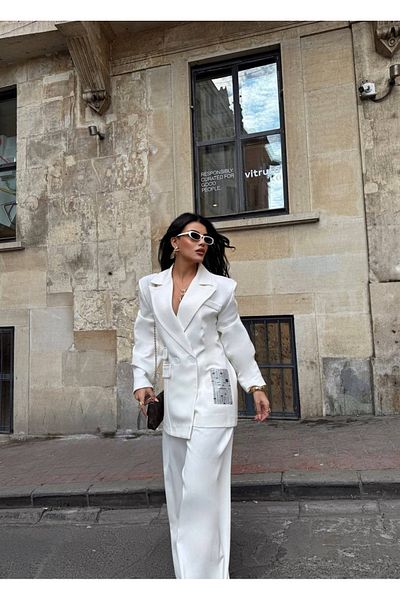 Joana Compleuri Dama Alb Naomi