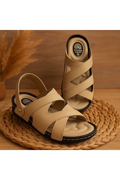 gigigiyim White Women's Sandals Sole- Slippers