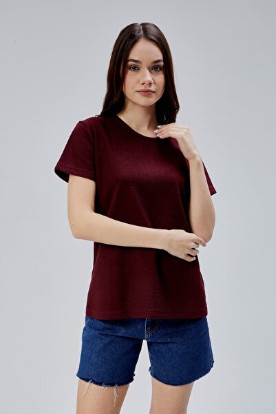 M MOONCOVER Tricou Mooncover pentru femei Textured Basic – Roșu Claret
