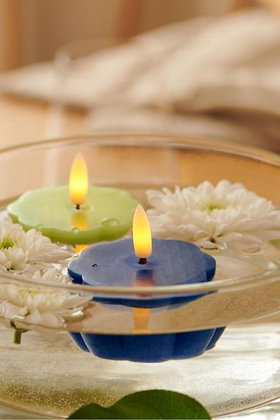 Tchibo 2 Real Wax Floating Tea Light Candles With Led, Navy/lime Green