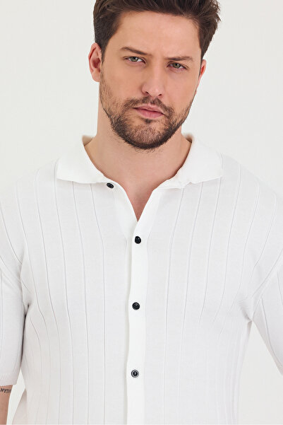 Tarz Cool Ανδρικό πλεκτό μπλουζάκι με λαιμόκοψη με λεπτομέρειες