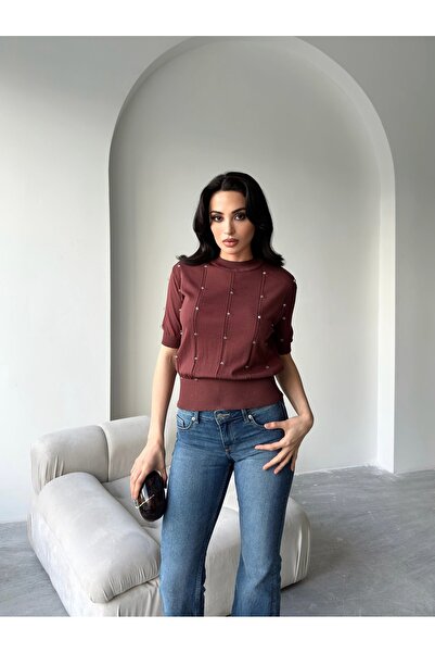 novalook بلوزة بأكمام قصيرة مع شريط من نسيج الشعر اللؤلؤي ذو الخيوط الباردة