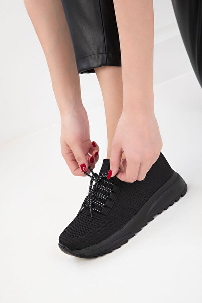 SOHO Černo-černé dámské tenisky 19118