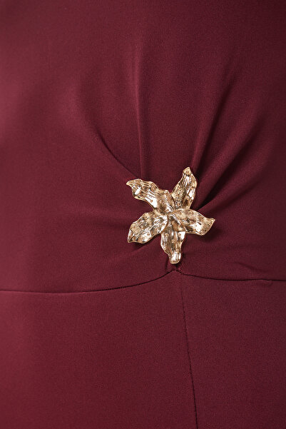 Happiness İstanbul Women's Burgundy Gold Buckle Midi Sandy Dress Kh00097