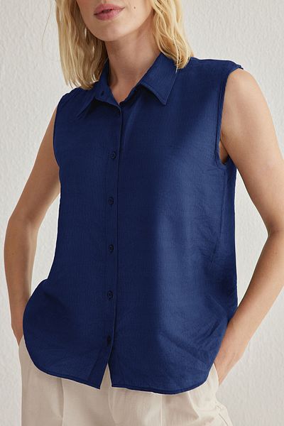Trendyol Collection Πλεκτό πουκάμισο με κανονική εφαρμογή Navy Blue Zero Sleeve TWOSS25GO00097