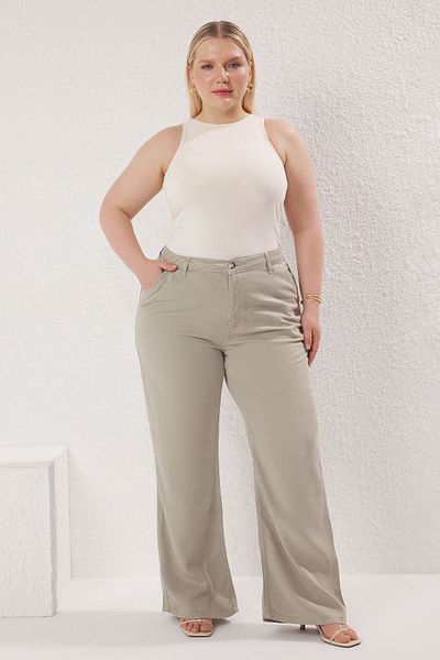 Trendyol Curve Zielone Bardziej Zrównoważone 100% Tencel™ Elastyczny Pas Wysoki Stan Letnie Jeansy TBBSS25CJ00018