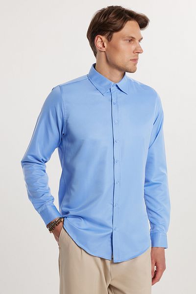 Tudors Slim Fit dlouhý rukáv Snadné žehlení Absorbující pot Prodyšná textura Kravata Four Seasons Blue Pánská košile