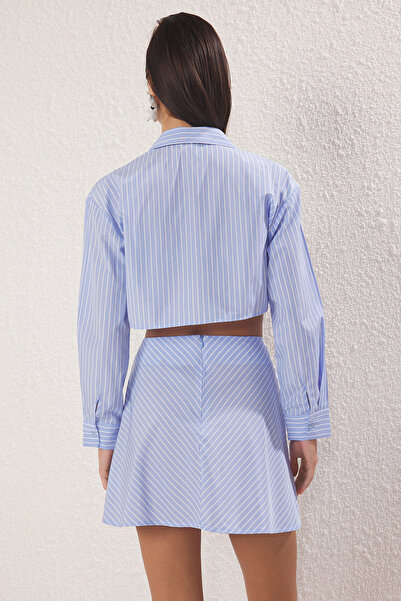 Trendyol Collection Kék-fehér csíkos szőtt 3 részes strandruha TBESS25AU00096