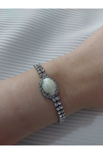 Avcıoğlu Aksesuar اسوارة نسائية حجر واحد بيضاوي موديل زركون كريستال حجر اسوار...