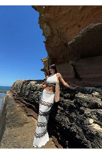 LE CARAMBOLE Women's White Asymmetrical Cut Skirt Lined Summer Knitwear Suit