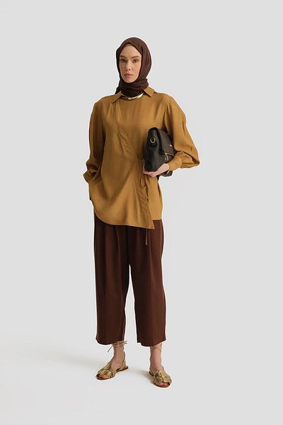 Armine Sahara Wrap Shirt Model 25Y3704