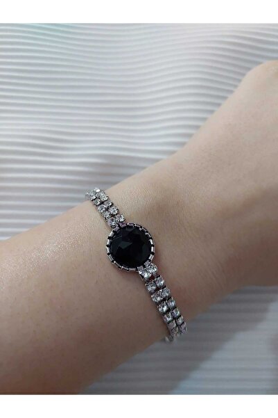 Avcıoğlu Aksesuar اسوارة نسائية حجر واحد موديل دائري حجر كريستال زركون اسوارة مطلية بالفضة