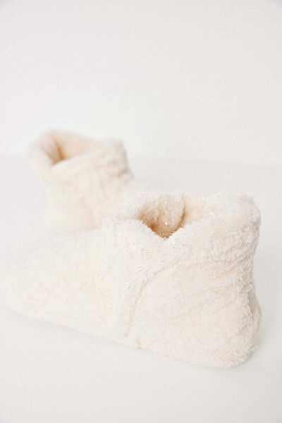 Women'secret Ivory boot house slippers