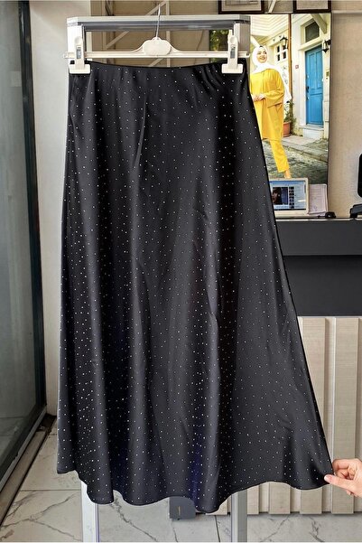 Genel Markalar Üzeri Taşlı Saten Etek Siyah