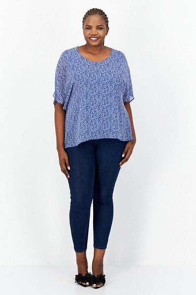 Samoon Women Plus Size Round Neck Short Sleeve Allover Print Blouse, Blue