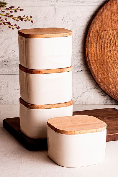 Snippy Luma Soft White 4-Piece Wooden Vacuum Lid Ceramic Breakfast 300ml