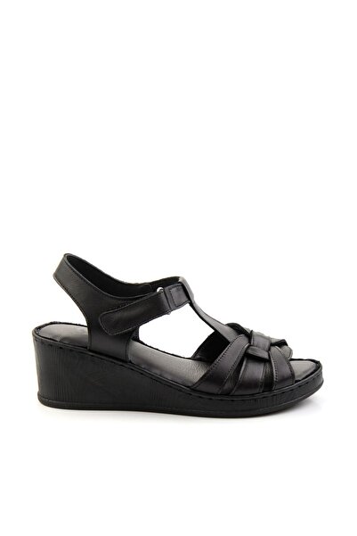 Bambi Siyah Leather Kadın Sandalet K05552000503