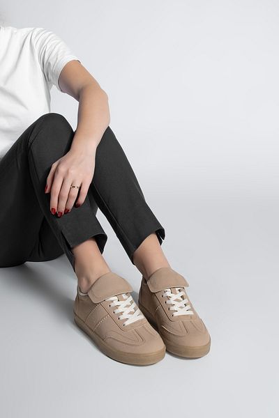 Marjin Γυναικεία αθλητικά παπούτσια Camel Suede - Ρετρό αθλητικά παπούτσια με λεπτομέρεια γλώσσας