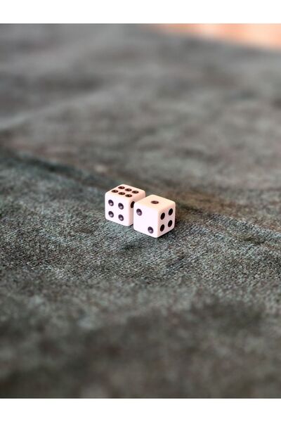 Genel Markalar Tavla Zarı 1. Kalite 1 Çift 2 Adet (9 MM X 9 MM)