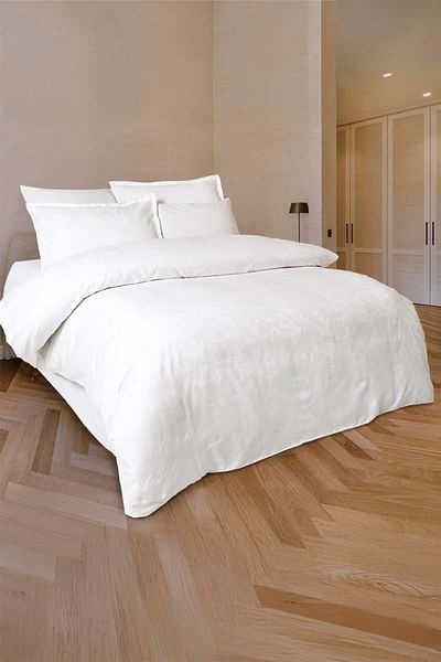 Altınbaşak Perle Jacquard Satin Double Duvet Cover Set White (6 Pieces)