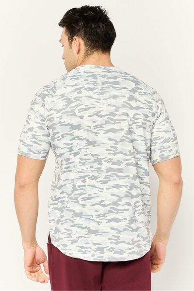 Kenneth Cole Men Crew Neck Long Sleeve Camouflage T Shirt, Multicolor