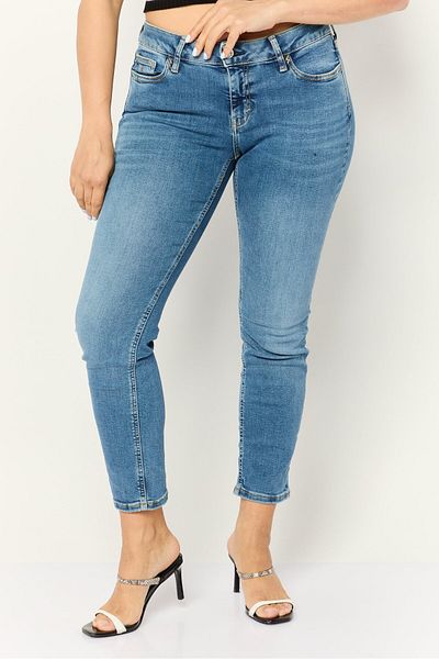 Esprit Women Slim Fit Washed Stretchable Jeans, Light Blue