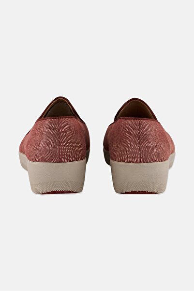 Fitflop Women Superskate Lizard Print Slip On Shoes, Red