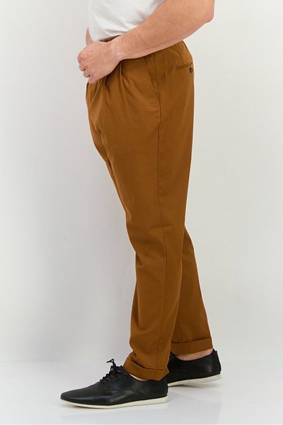 Sorbino Men Regular Fit Solid Chino Pants, Brown