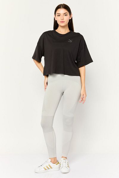 Puma Women Oversized Fit Short Sleeve Outdoor Top, Black/Sliver