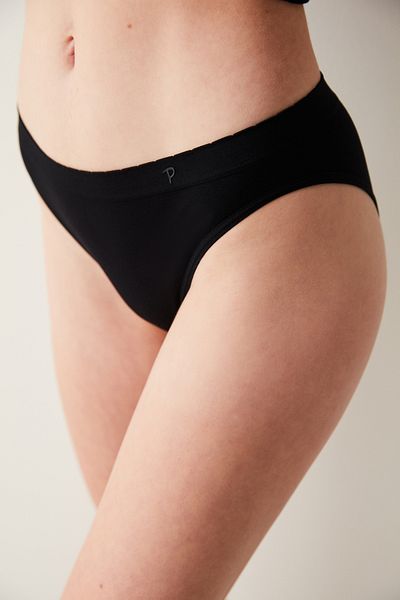 Penti Nu Basic Schwarzes Slip-Höschen