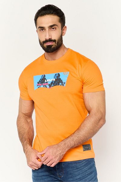 Levi's Men Crew Neck Short Sleeves Graphic Printed T-shirt, Orange Combo
