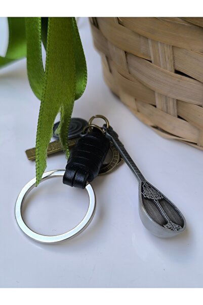 Saz Keychain with Leather Accessory