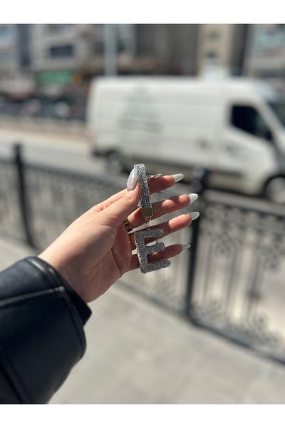 Store Μπρελόκ με πέτρα με γράμμα E