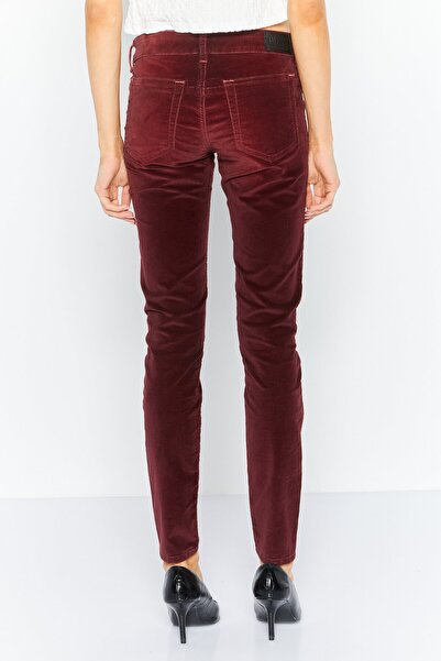 Diesel Women Slim Fit Plain Stretchable Jeans, Red