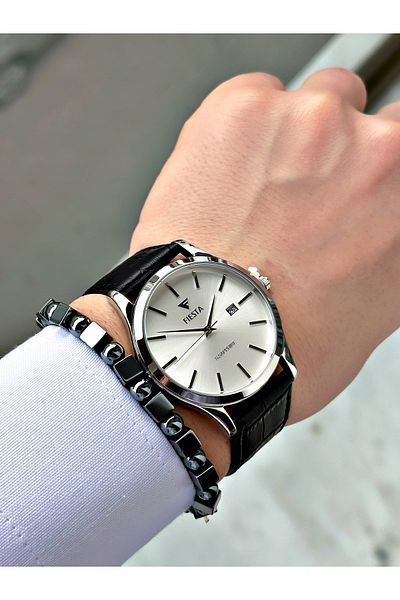 Fiesta Black Color Classic Plain Model Steel Case Men's Wristwatch + Bracelet