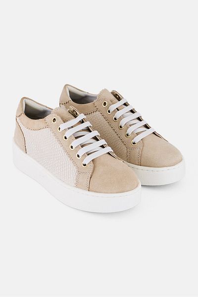 Geox Women D Skyely Lace Up Shoes, Light Taupe