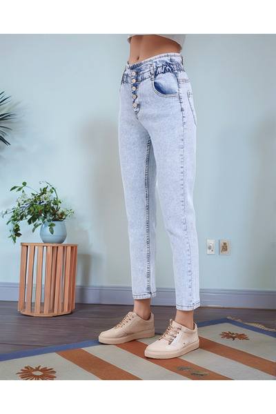 SHEVEGA Ice Blue 90's High Waist Button Detail Snow Wash Mom Jean Jeans