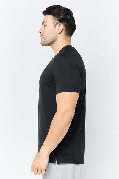 adidas Men Sportswear Fit Short Sleeves Training T-shirt, Black