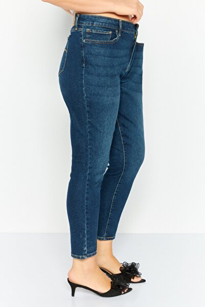 Levi's Women Skinny Fit Washed Stretch Jeans, Navy