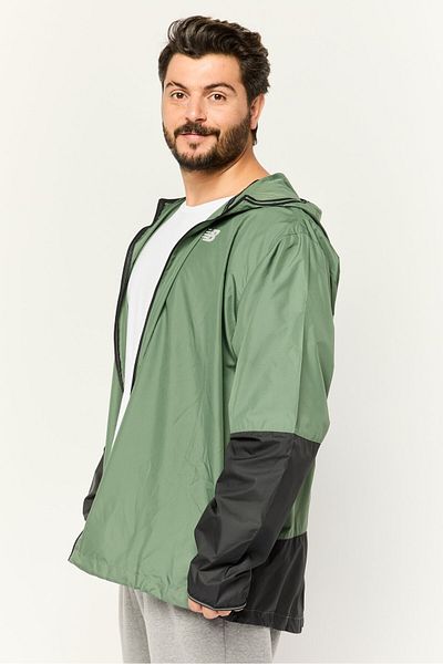 New Balance Men Sportswear Fit Long Sleeves Running Jacket, Green