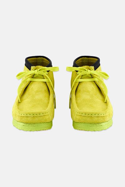 CLARKS Men Standard Wallabee Ankle Boots, Lime Yellow