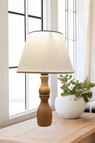 Art&Gift Elegant Cream Head Table Lamp Bedside Table Lamp Shade with Solid Wood Legs