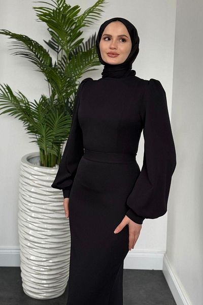 MERVEN AKYÜZ Lorenza Balloon Sleeve Tail Evening Dress Black