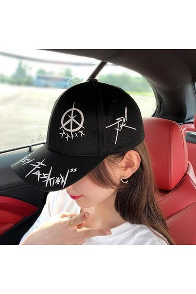 valkyrie Unisex Trucker Hat - Metal Buckle, Adjustable Baseball Black