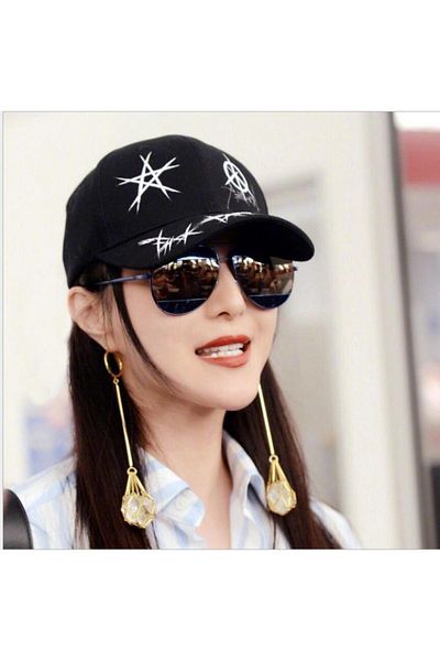 valkyrie Unisex Trucker Hat - Metal Buckle, Adjustable Baseball Black