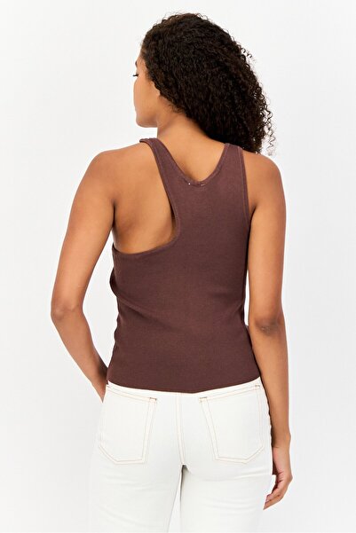collusion Women Crew Neck Sleeveless Knitted Tank Top, Dark Brown